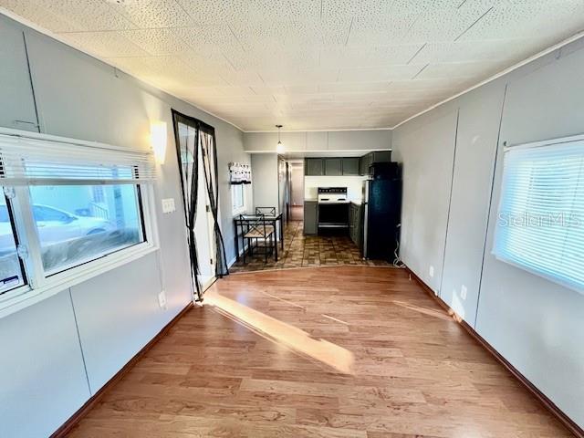 825 OAKWOOD DR, TARPON SPRINGS, FL, 34689