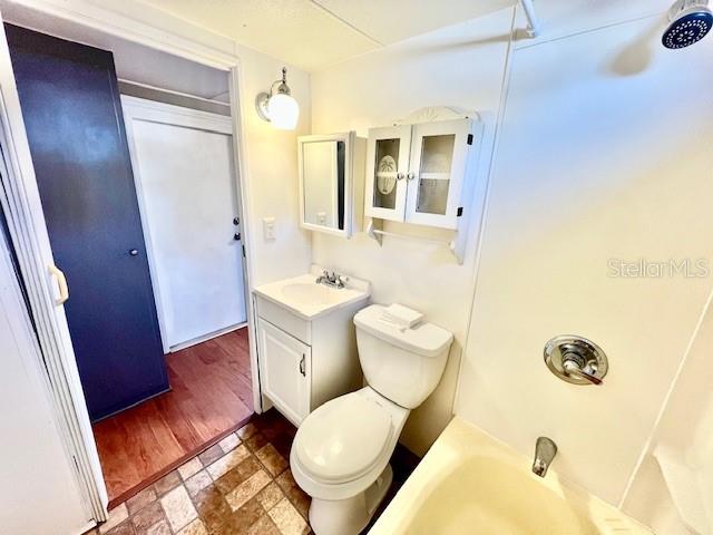 825 OAKWOOD DR, TARPON SPRINGS, FL, 34689