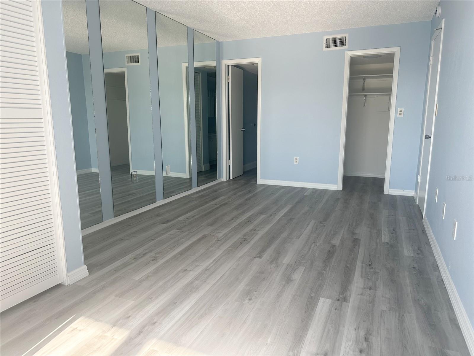 4525 COVE CIR #304, ST PETERSBURG, FL, 33708