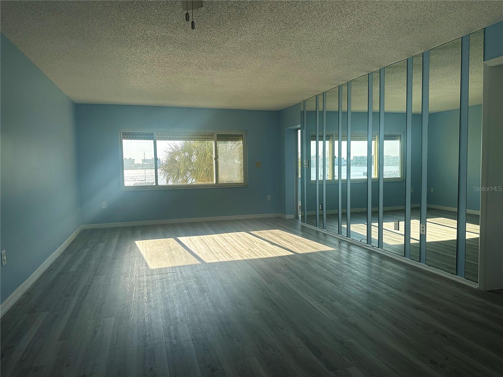 4525 COVE CIR #304, ST PETERSBURG, FL, 33708