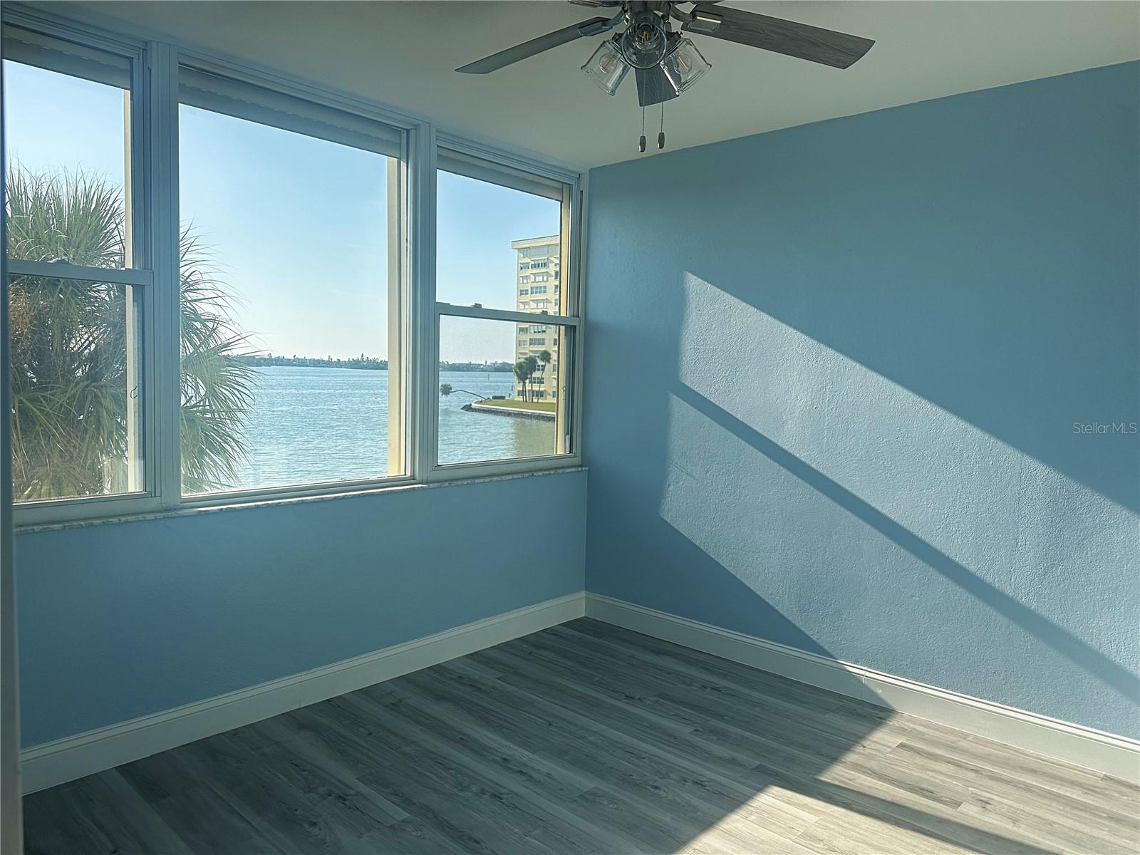 4525 COVE CIR #304, ST PETERSBURG, FL, 33708