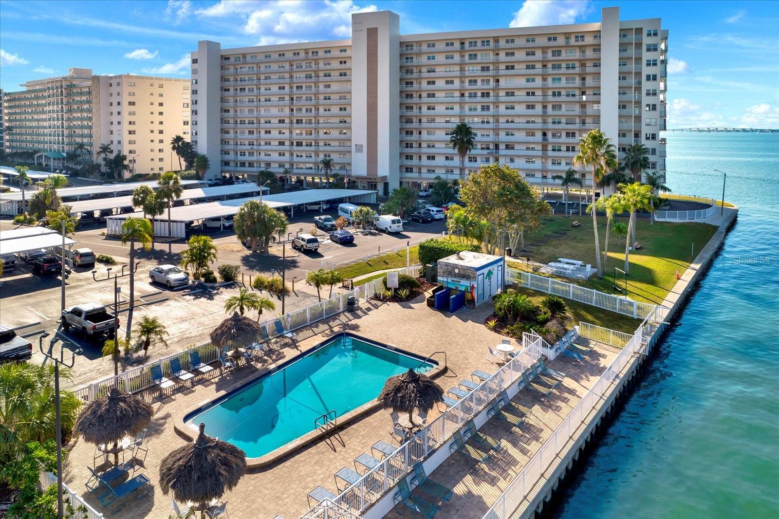 6060 SHORE BLVD S #909, GULFPORT, FL, 33707