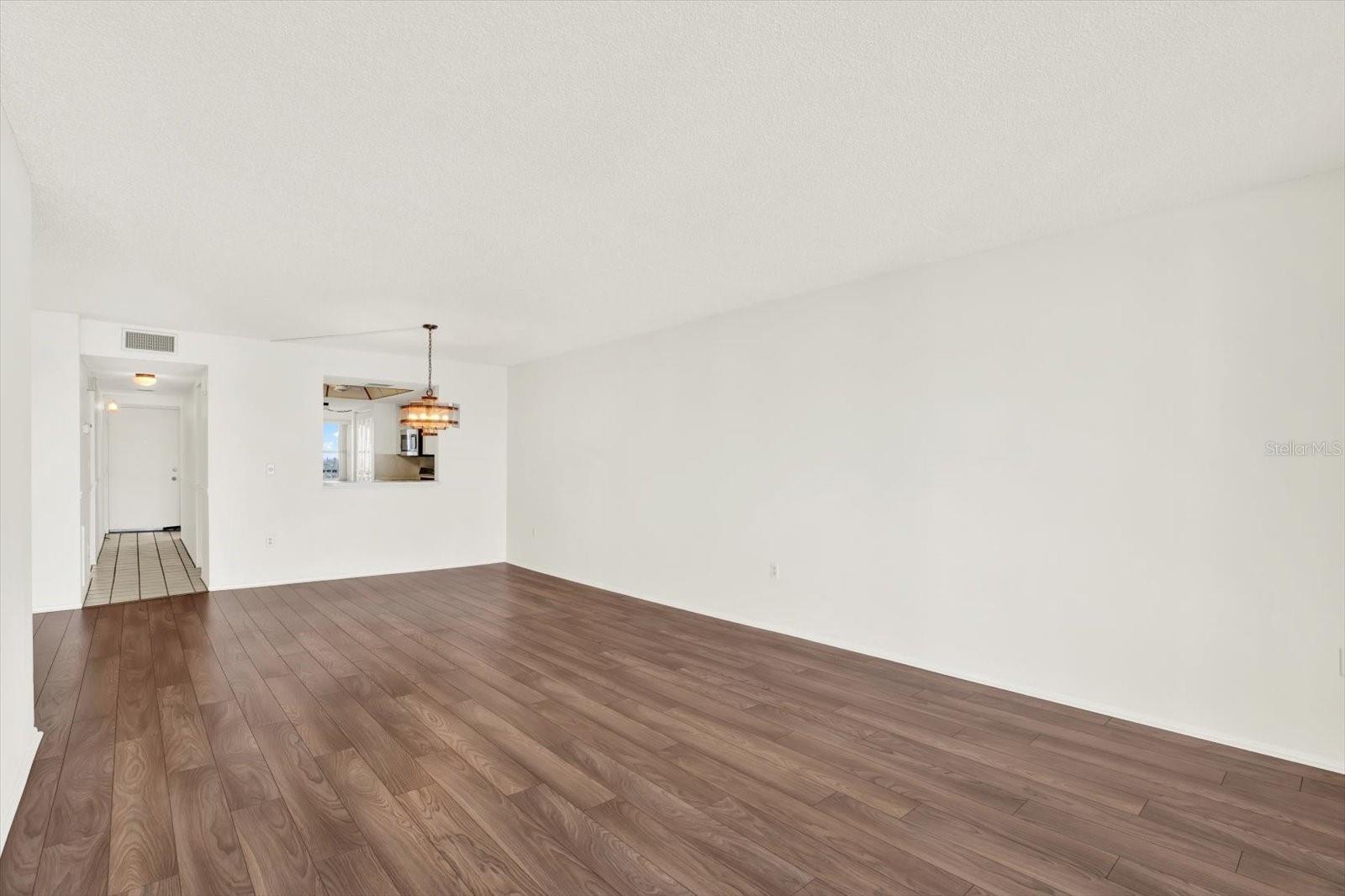 6060 SHORE BLVD S #909, GULFPORT, FL, 33707