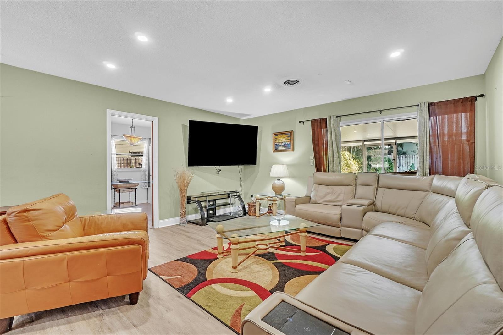 5643 SATEL DR, ORLANDO, FL, 32810