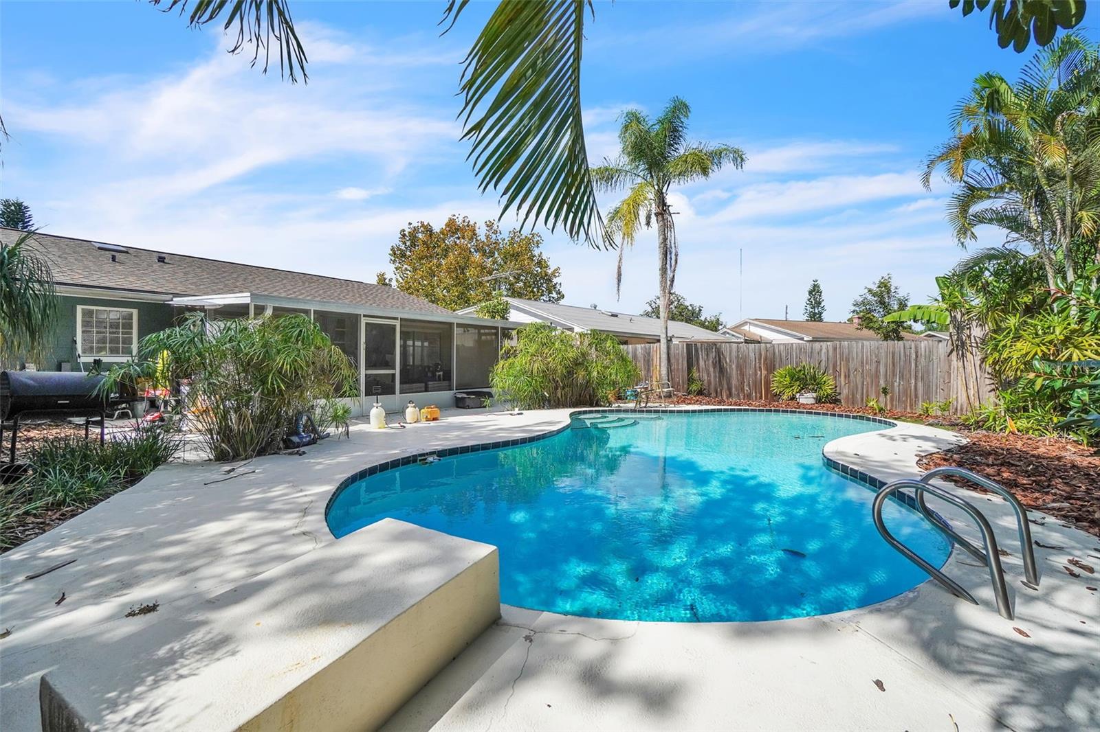 5643 SATEL DR, ORLANDO, FL, 32810