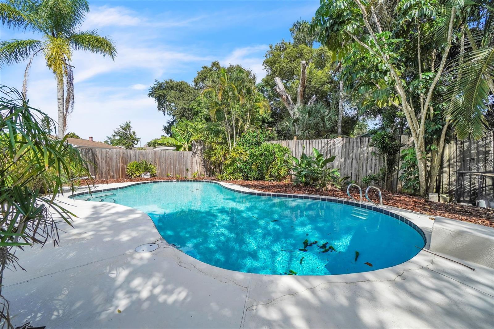 5643 SATEL DR, ORLANDO, FL, 32810