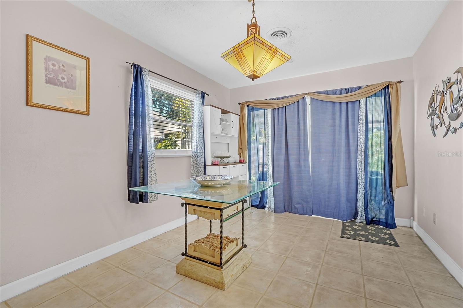 5643 SATEL DR, ORLANDO, FL, 32810