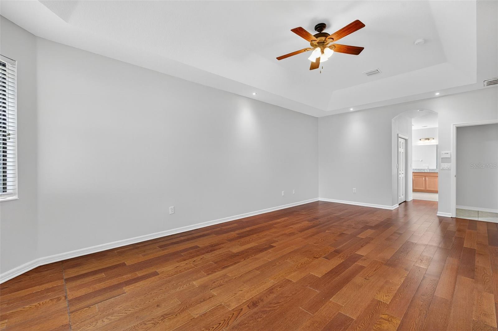 8437 WHITE POPLAR DR, RIVERVIEW, FL, 33578