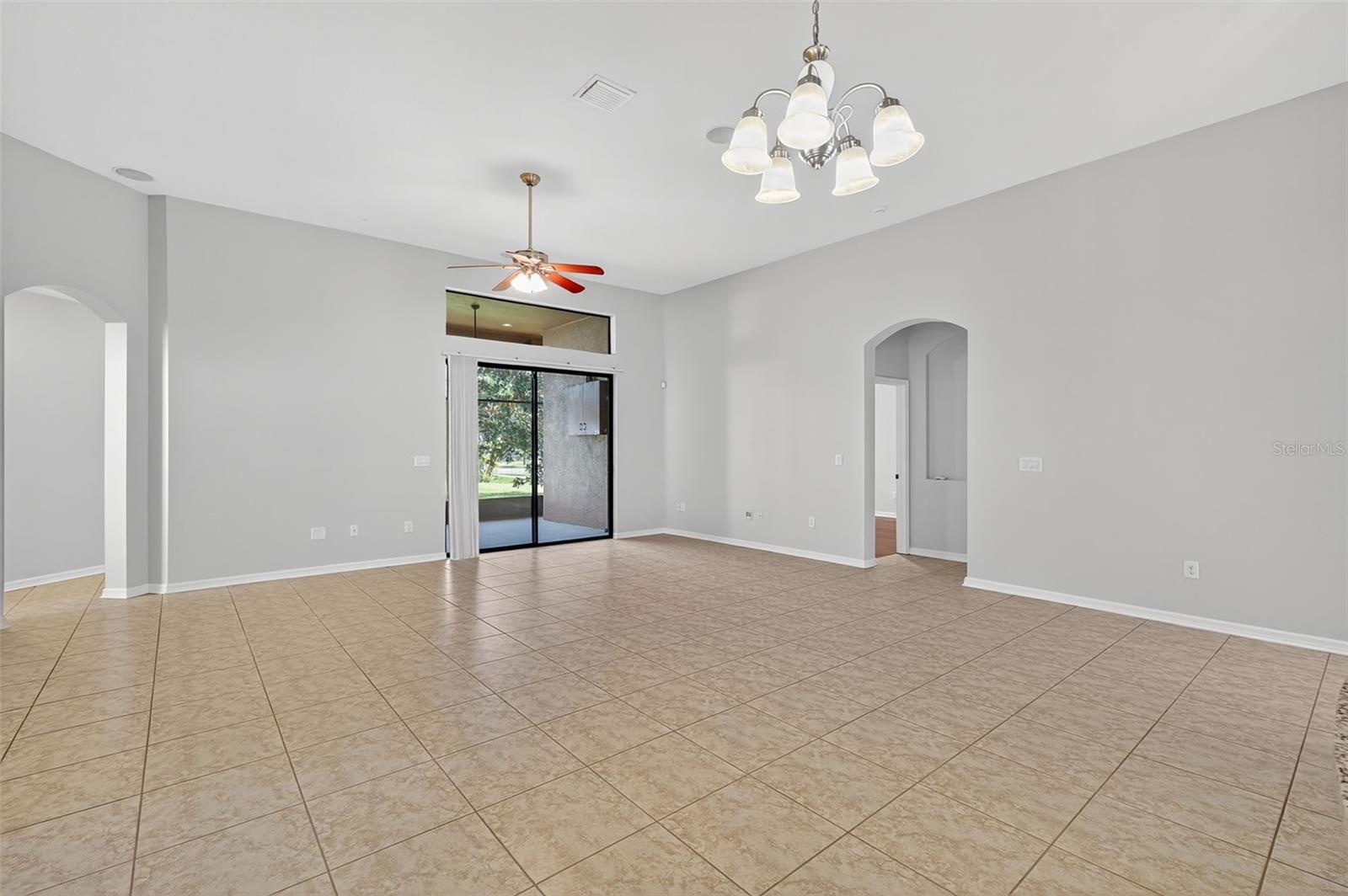 8437 WHITE POPLAR DR, RIVERVIEW, FL, 33578