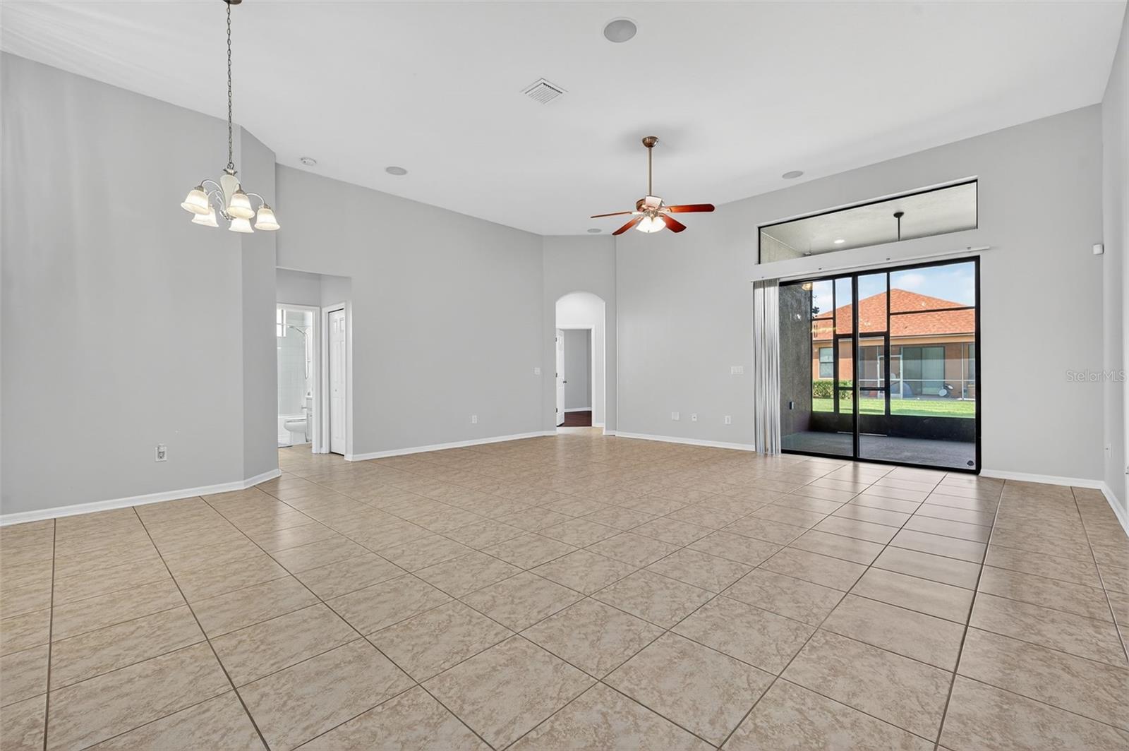 8437 WHITE POPLAR DR, RIVERVIEW, FL, 33578