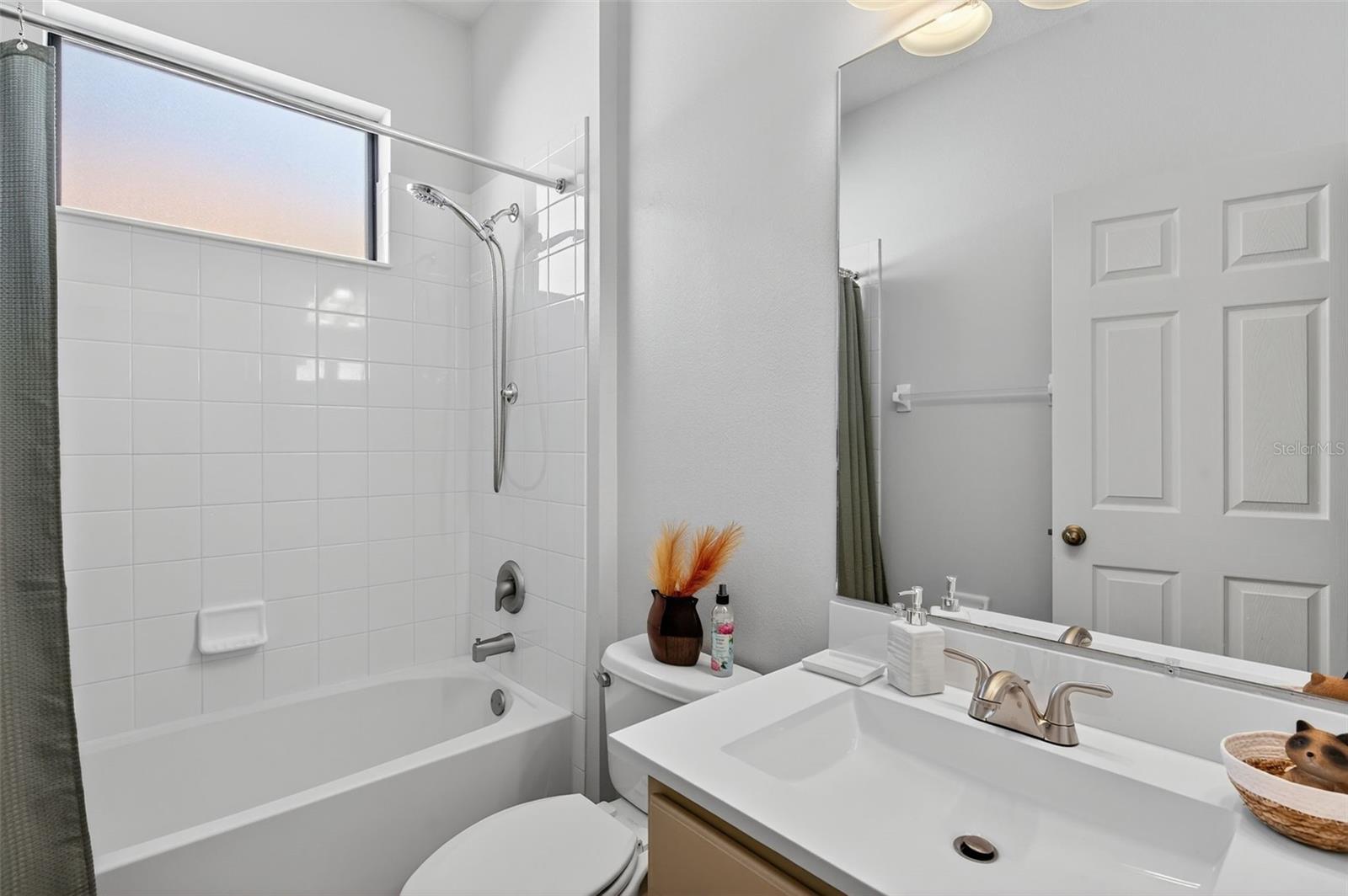 8437 WHITE POPLAR DR, RIVERVIEW, FL, 33578