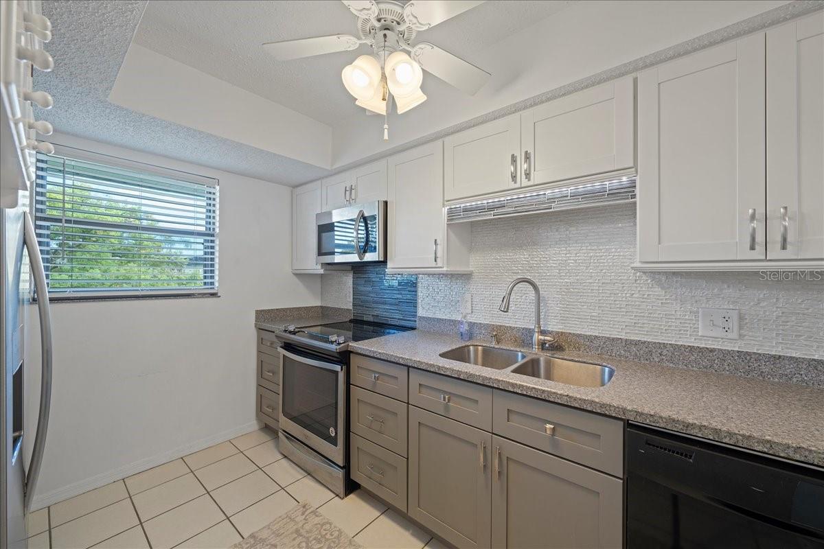 1749 S HIGHLAND AVE #C9, CLEARWATER, FL, 33756