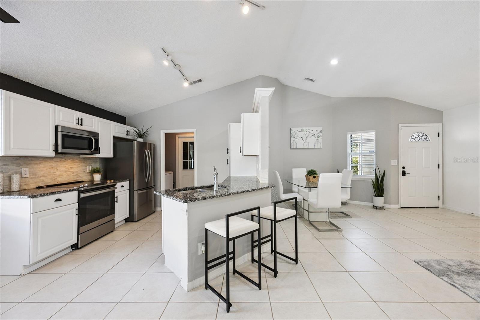 1822 GRASMERE DR, APOPKA, FL, 32703