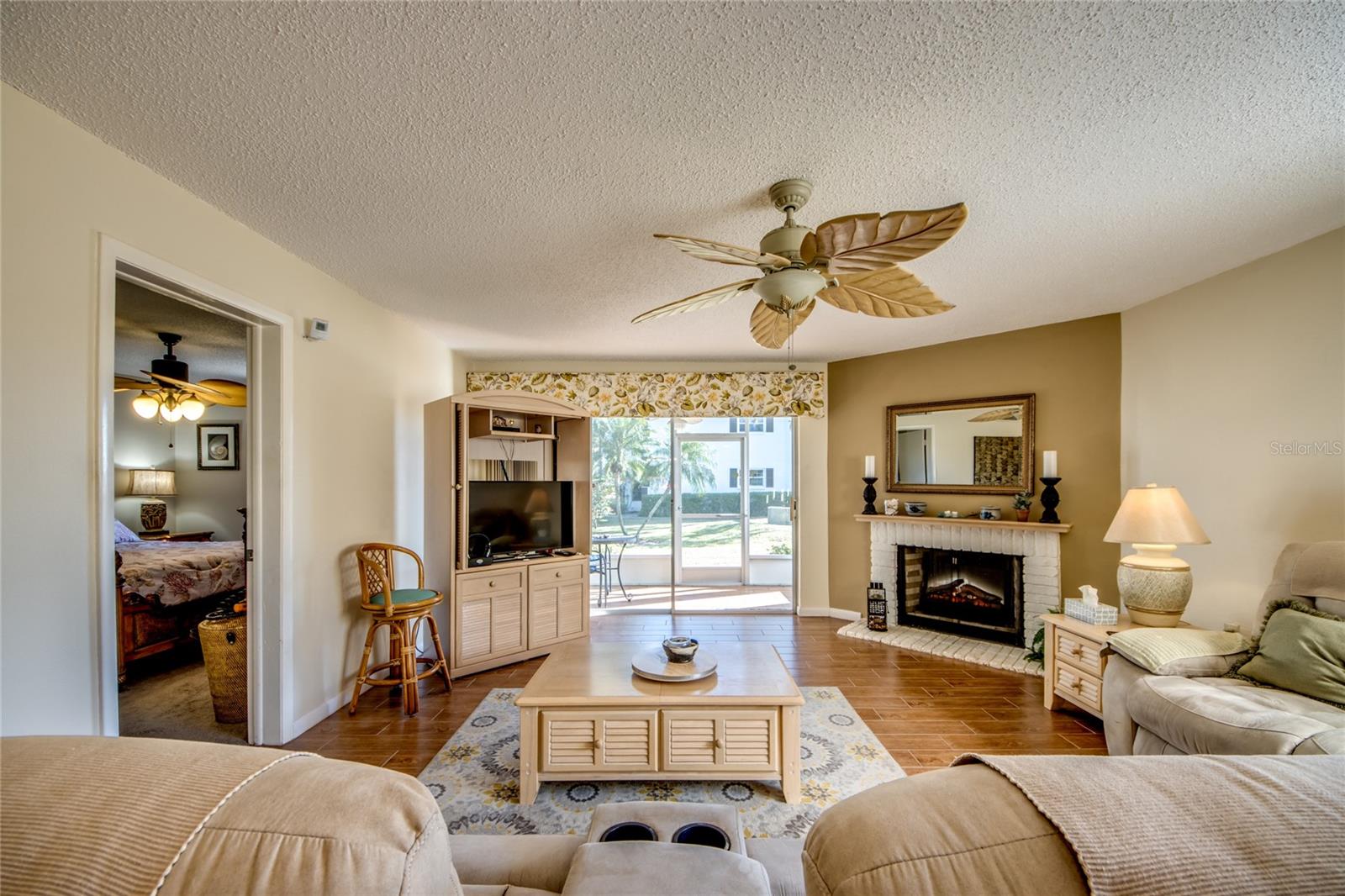 A4672762 Property Photo