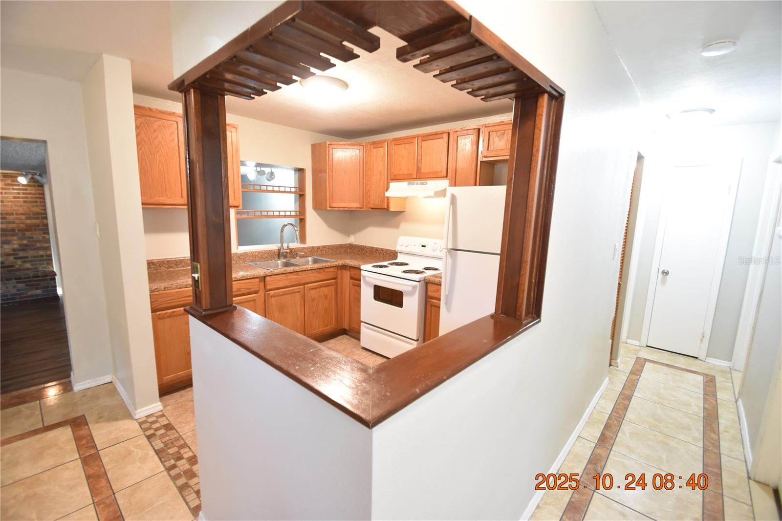 10011 N 28TH ST, TAMPA, FL, 33612