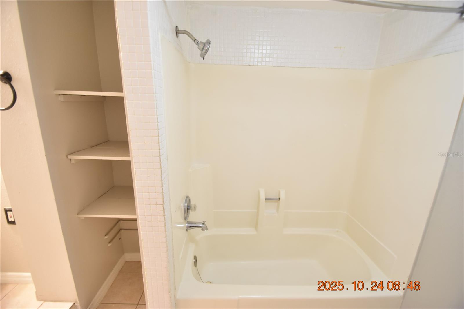 10011 N 28TH ST, TAMPA, FL, 33612