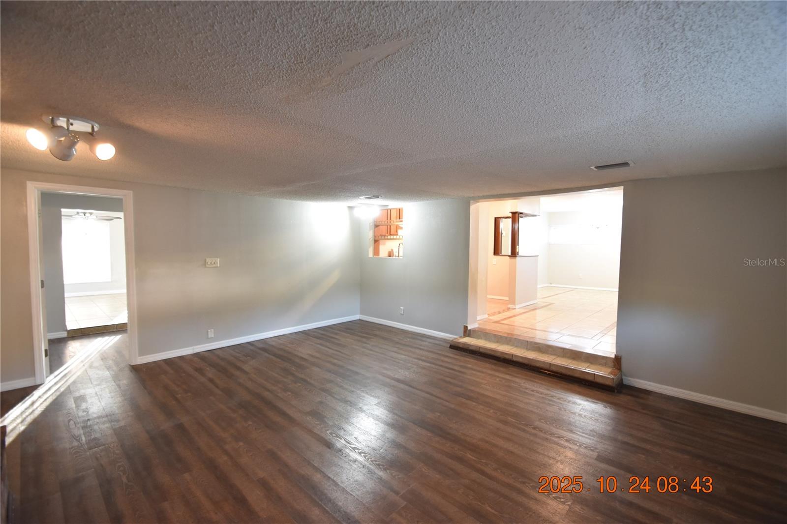 10011 N 28TH ST, TAMPA, FL, 33612