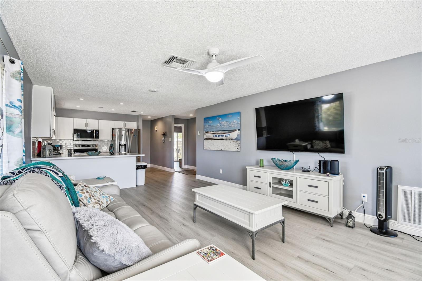 3160 DOWNING ST, CLEARWATER, FL, 33759