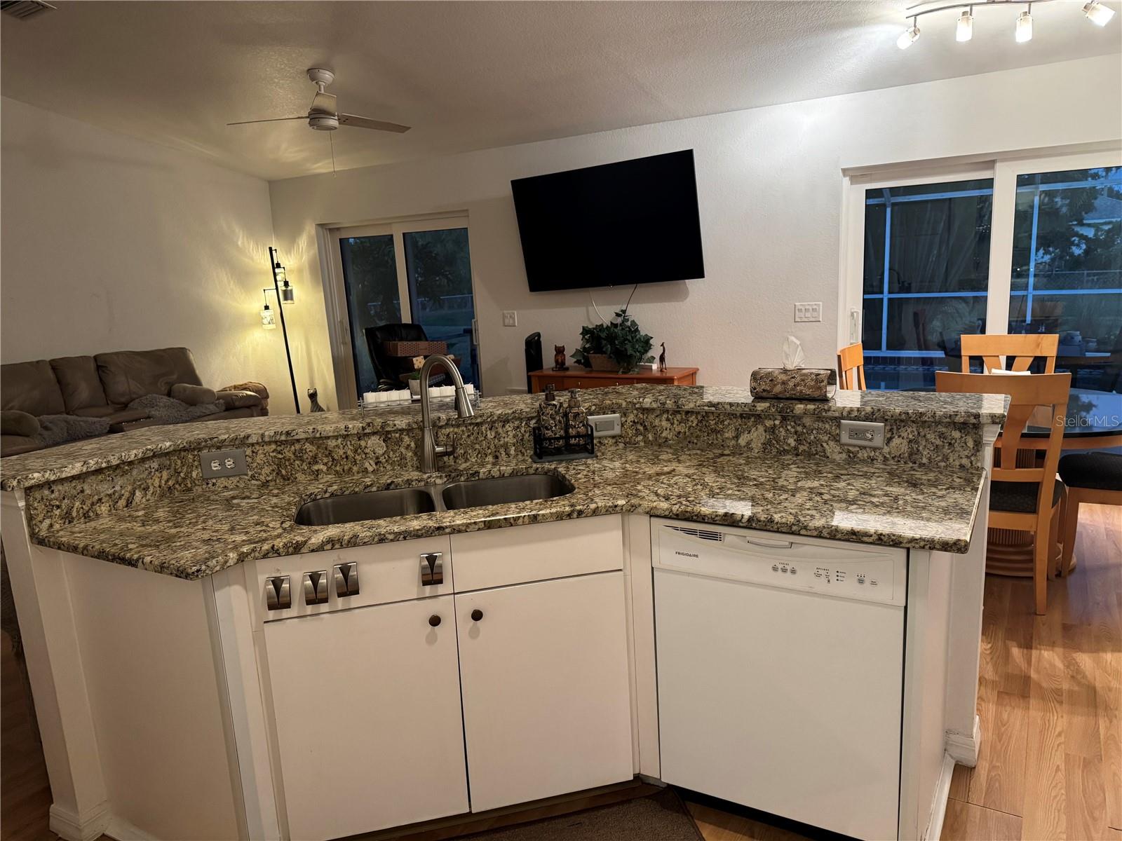 6984 MAMOUTH ST, ENGLEWOOD, FL, 34224