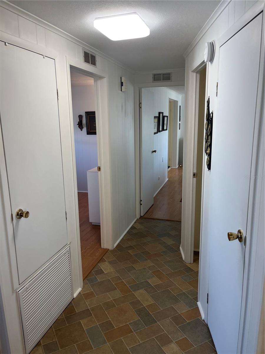 922 CORTINA BLVD, VENICE, FL, 34285