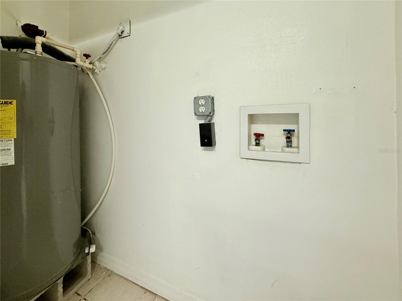 4216 ANN WAY, SARASOTA, FL, 34232