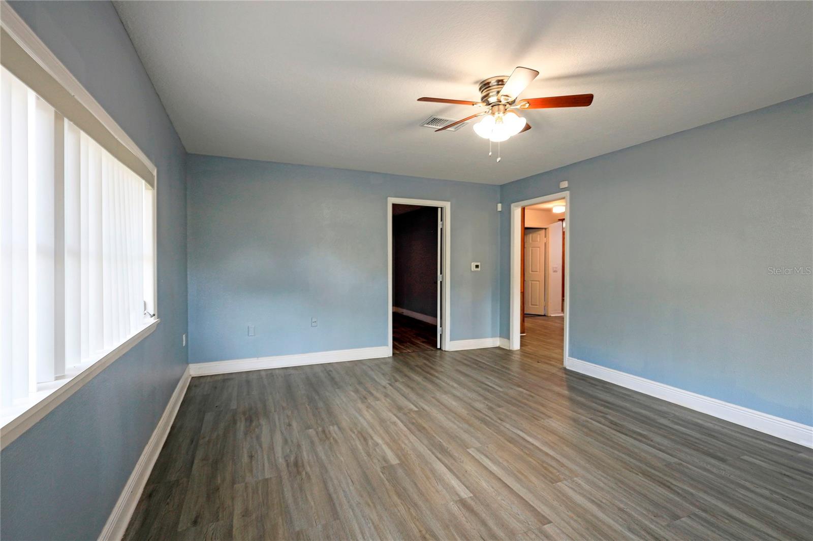 2011 E 148TH AVE, LUTZ, FL, 33549