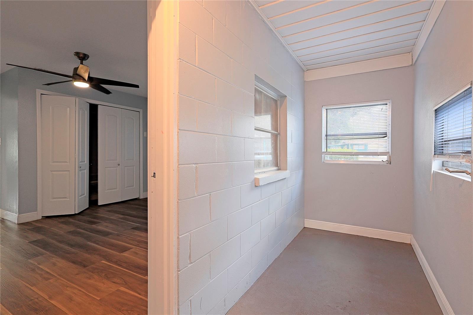 2011 E 148TH AVE, LUTZ, FL, 33549