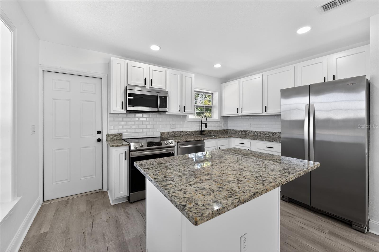 1660 HAYWORTH RD, PORT CHARLOTTE, FL, 33952