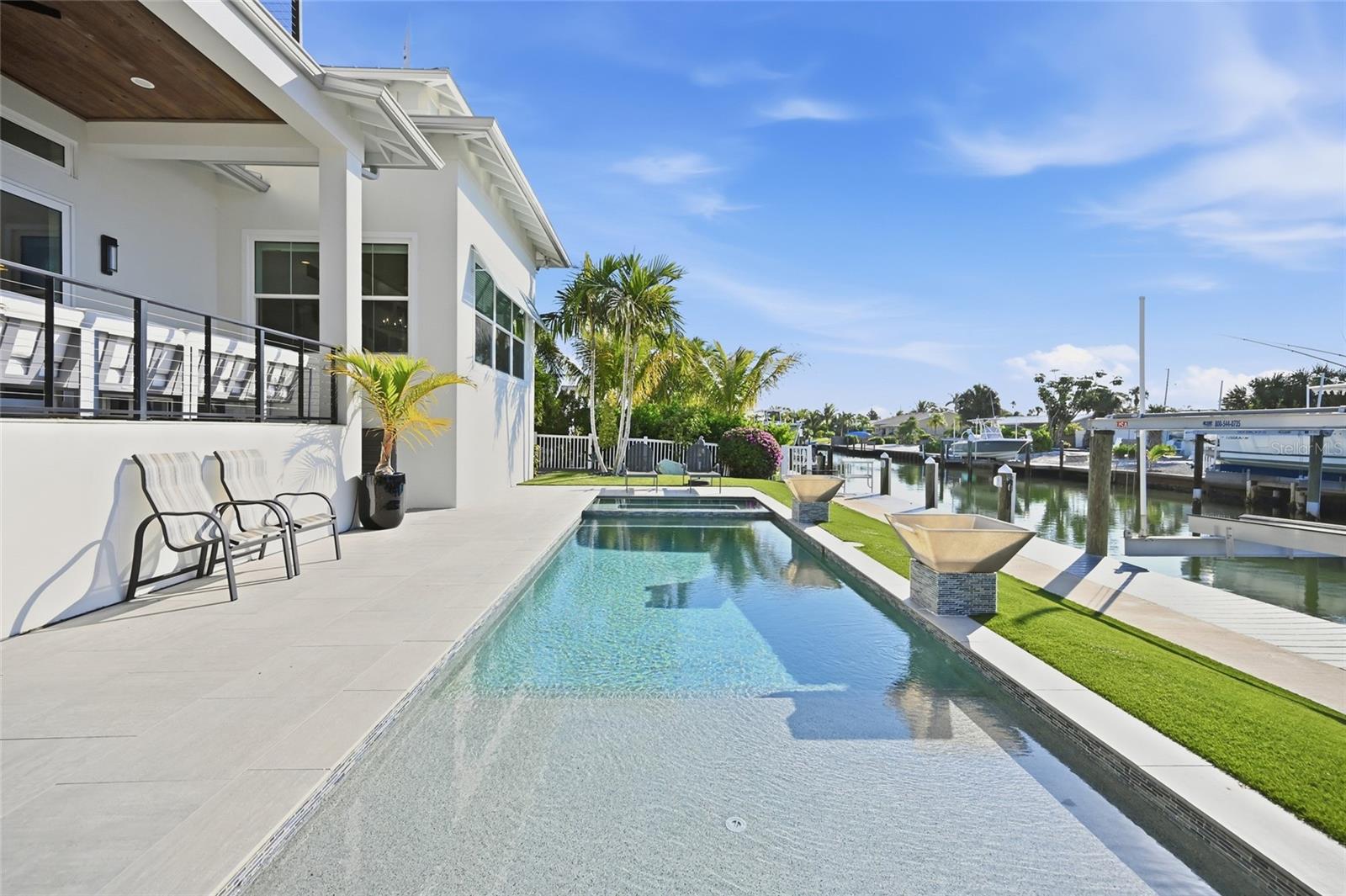 A4672773 Property Photo