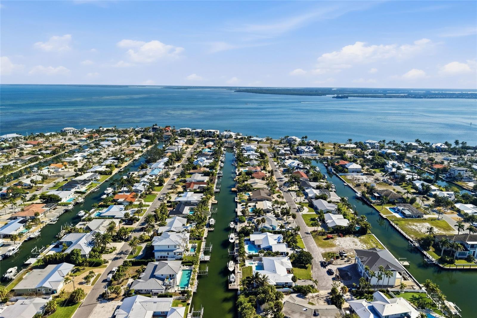 A4672773 Property Photo