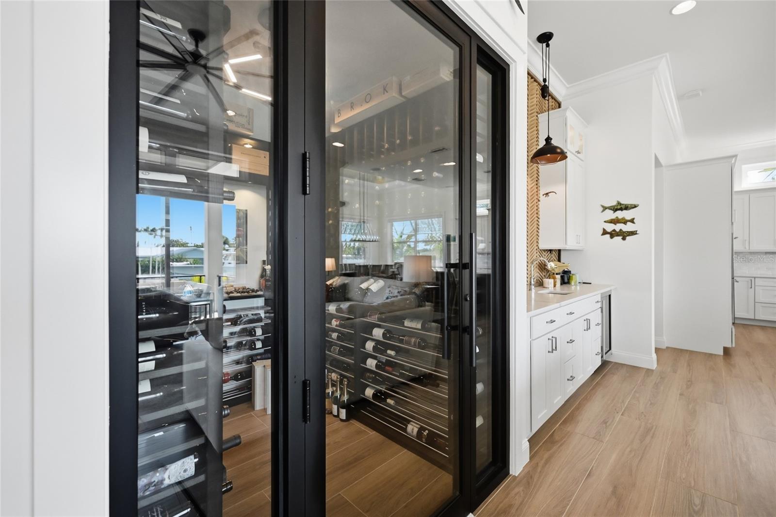 A4672773 Property Photo