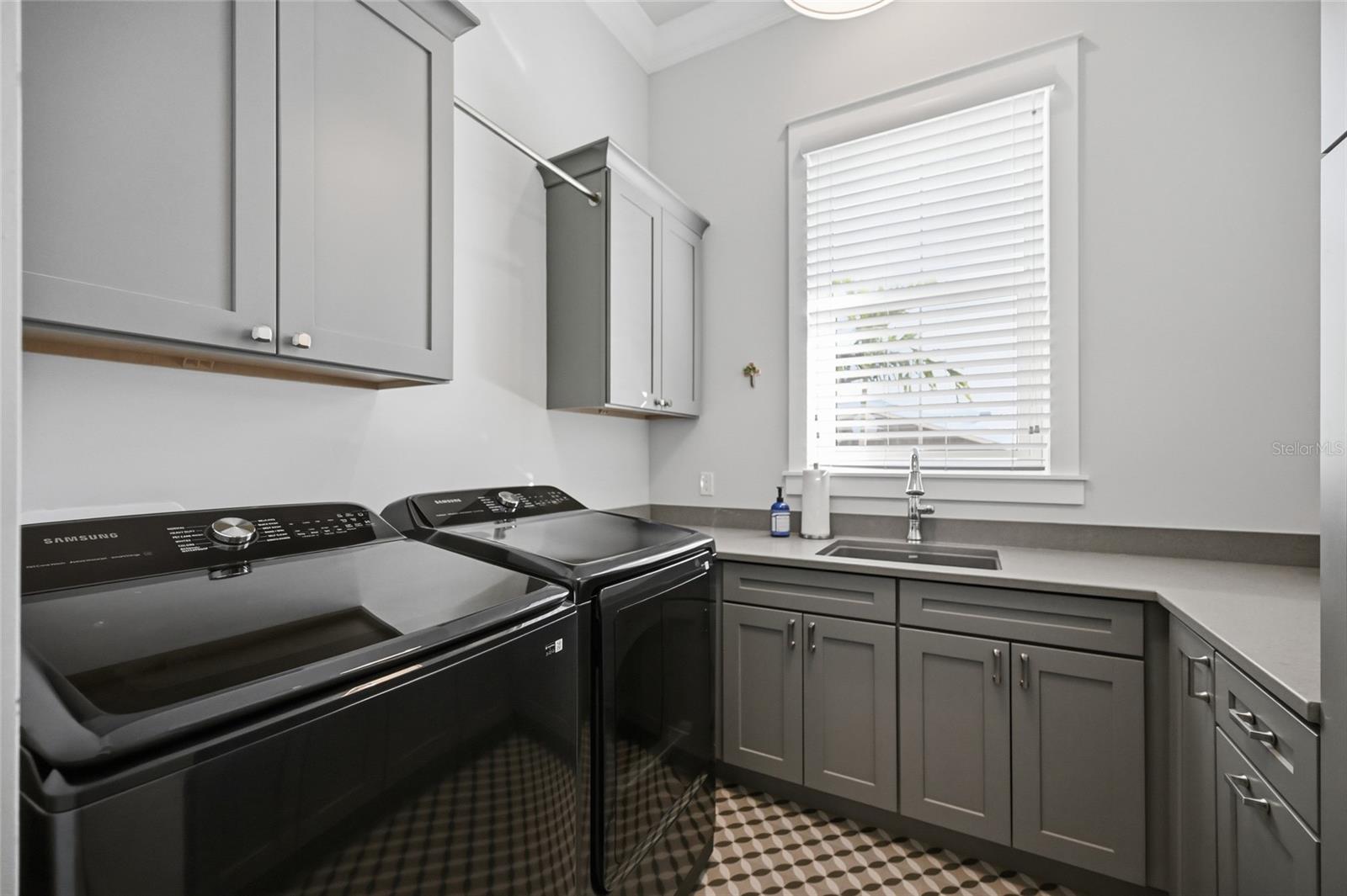 A4672773 Property Photo