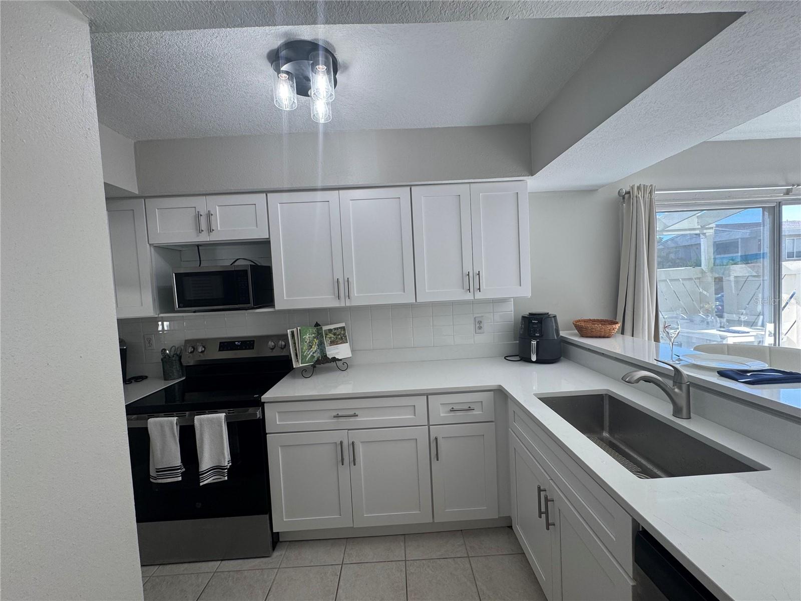 621 WINDRUSH BAY DR #621, TARPON SPRINGS, FL, 34689