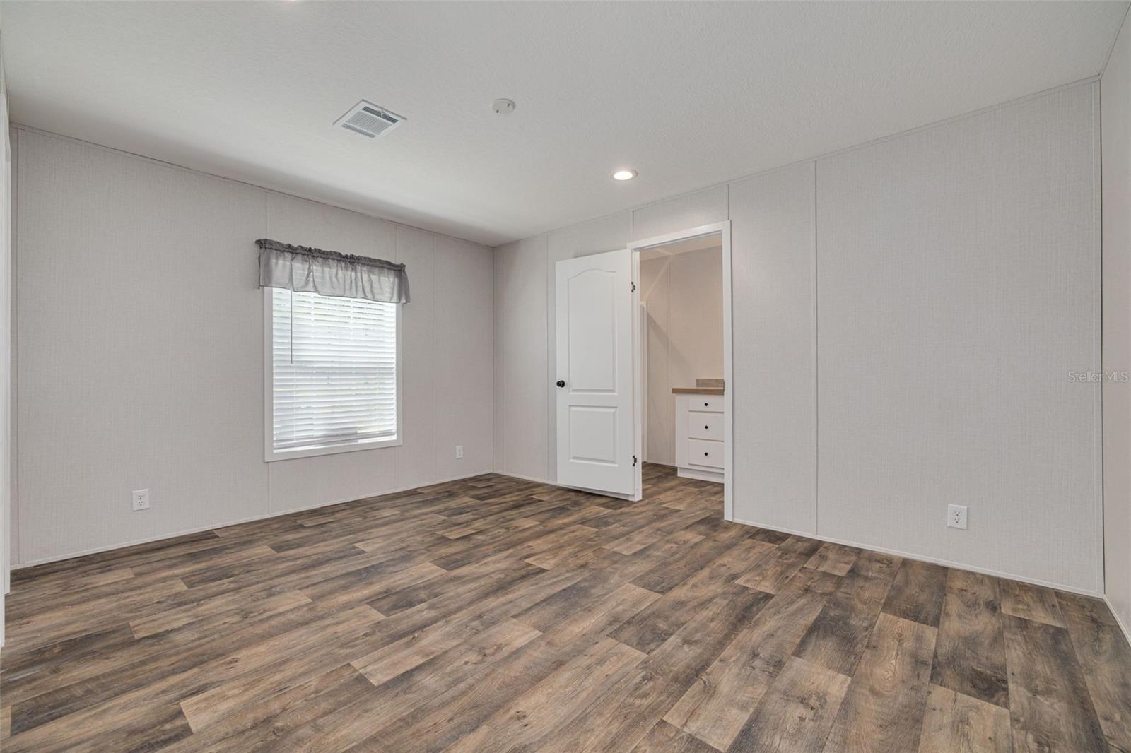 10617 DENTON AVE, HUDSON, FL, 34667