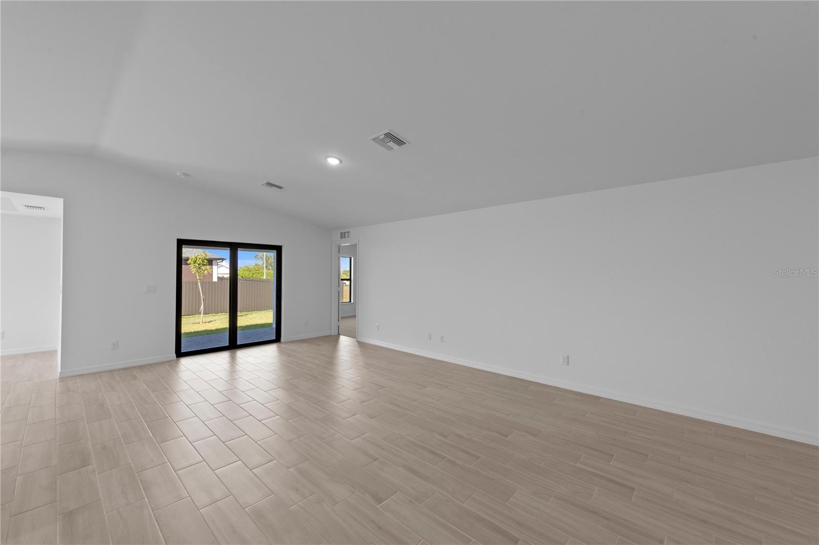 23103 ALLEN AVE, PORT CHARLOTTE, FL, 33980