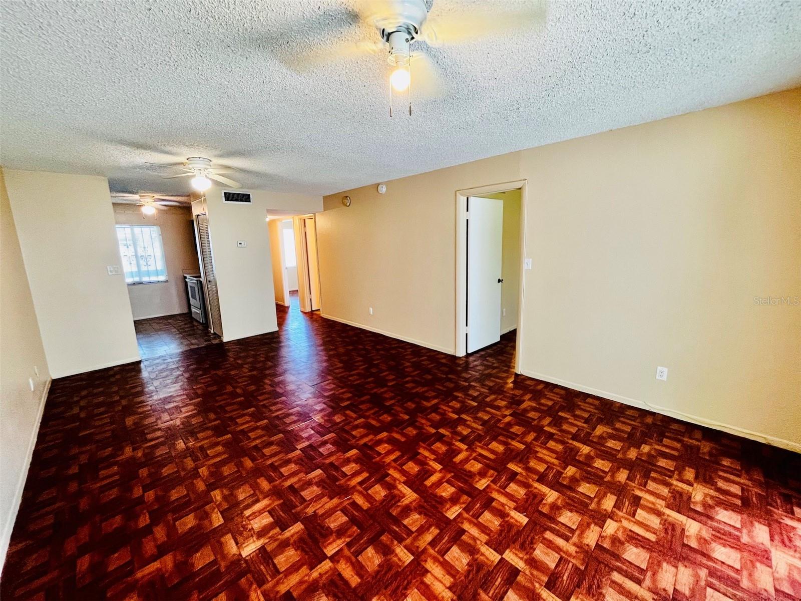 7529 PITCH PINE CIR #D, TAMPA, FL, 33617