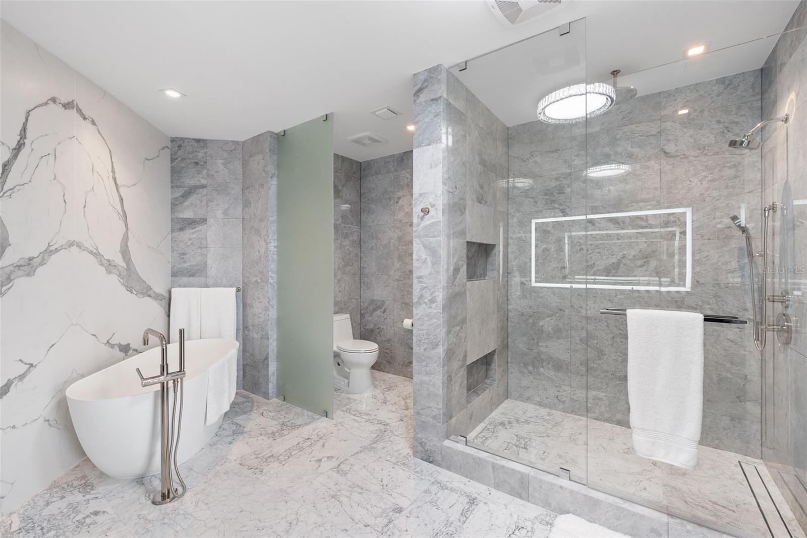 A4672782 Property Photo