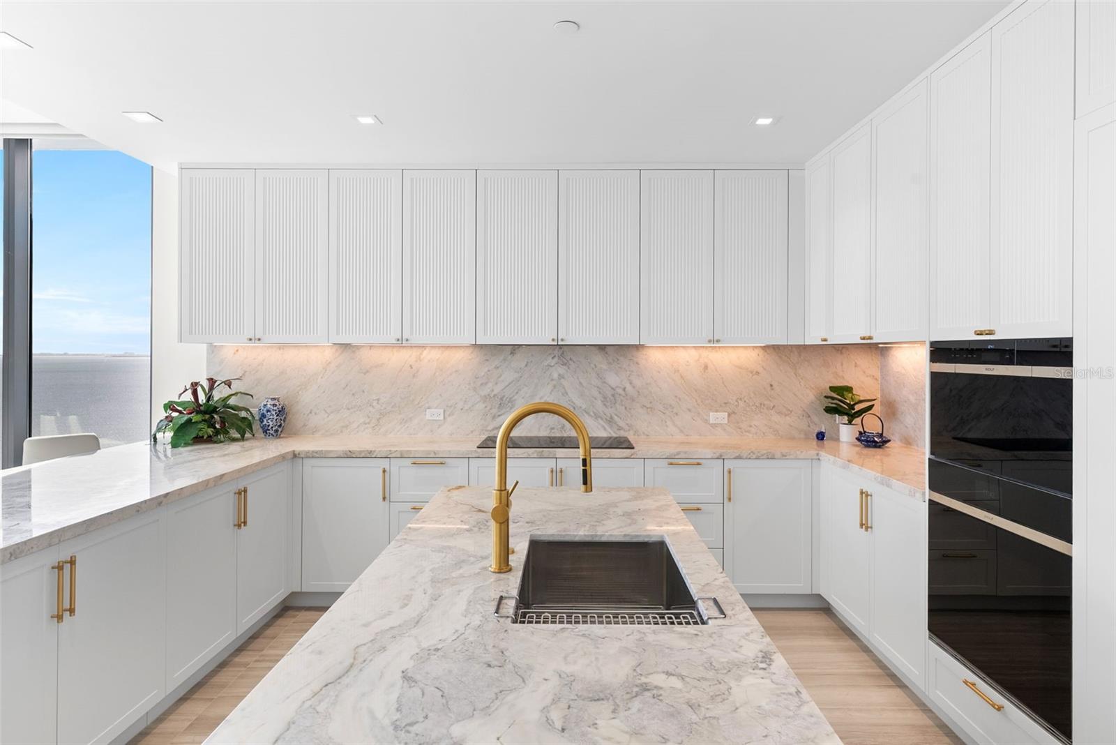 A4672782 Property Photo