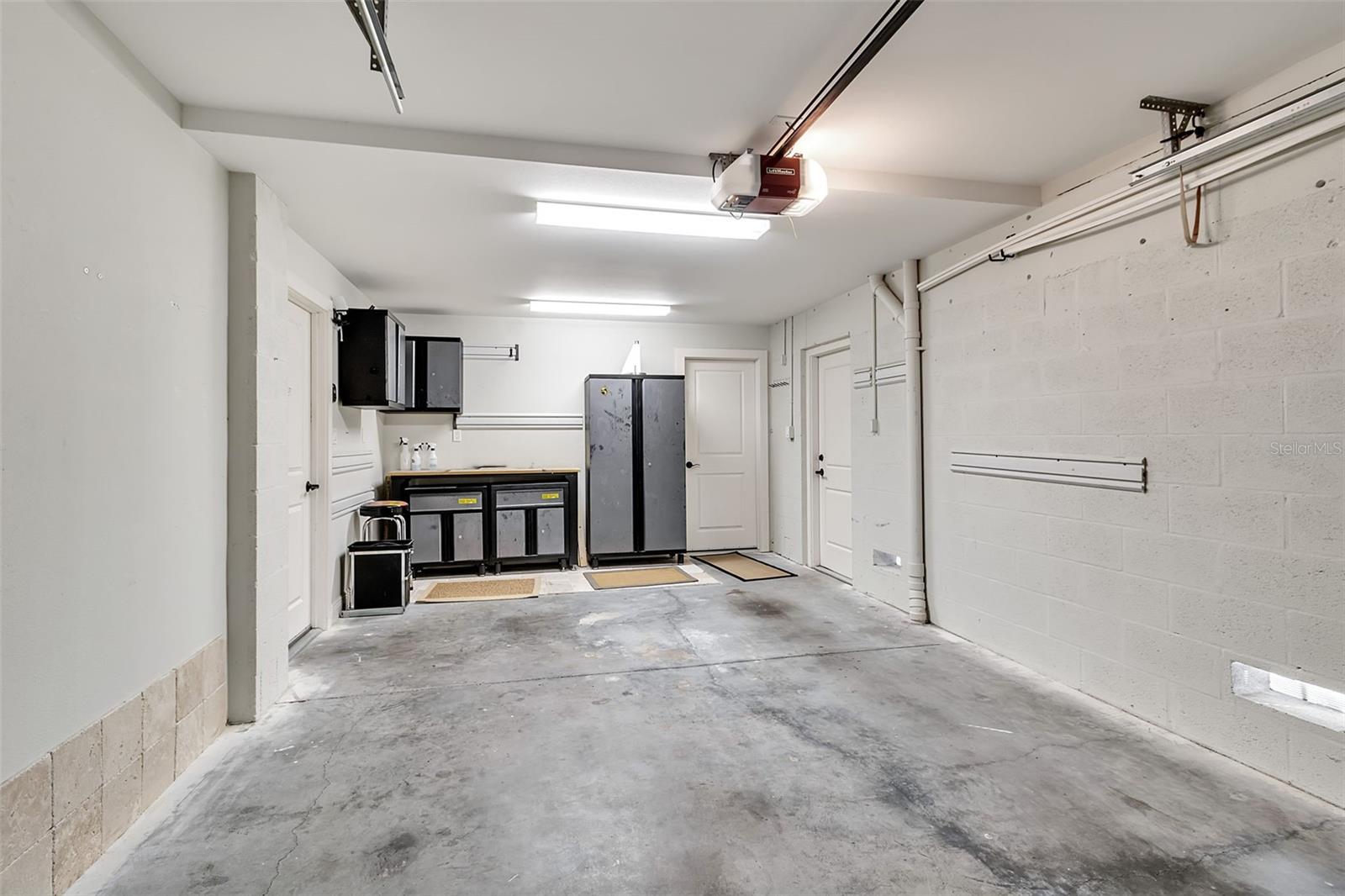 A4672783 Property Photo