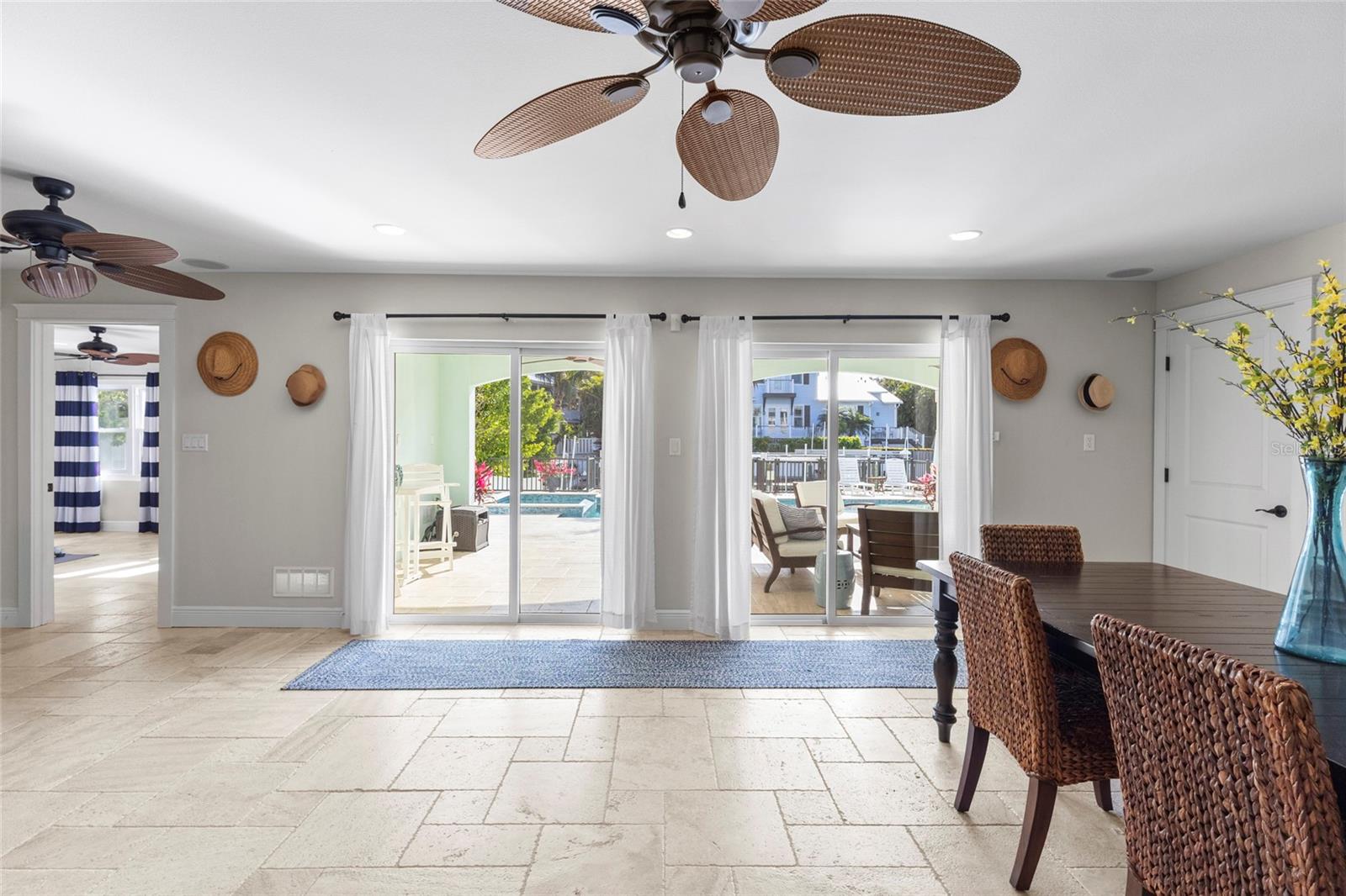 A4672783 Property Photo