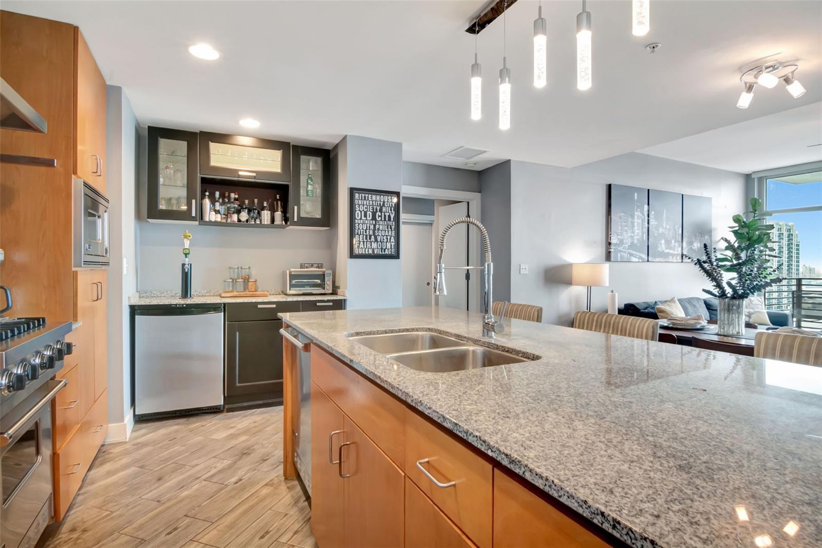 1120 E KENNEDY BLVD #1512, TAMPA, FL, 33602