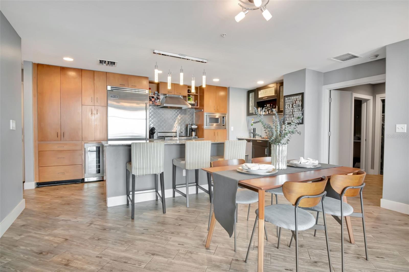 1120 E KENNEDY BLVD #1512, TAMPA, FL, 33602