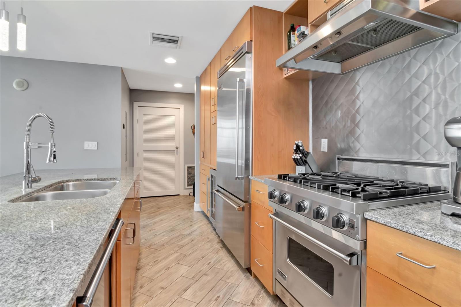 1120 E KENNEDY BLVD #1512, TAMPA, FL, 33602