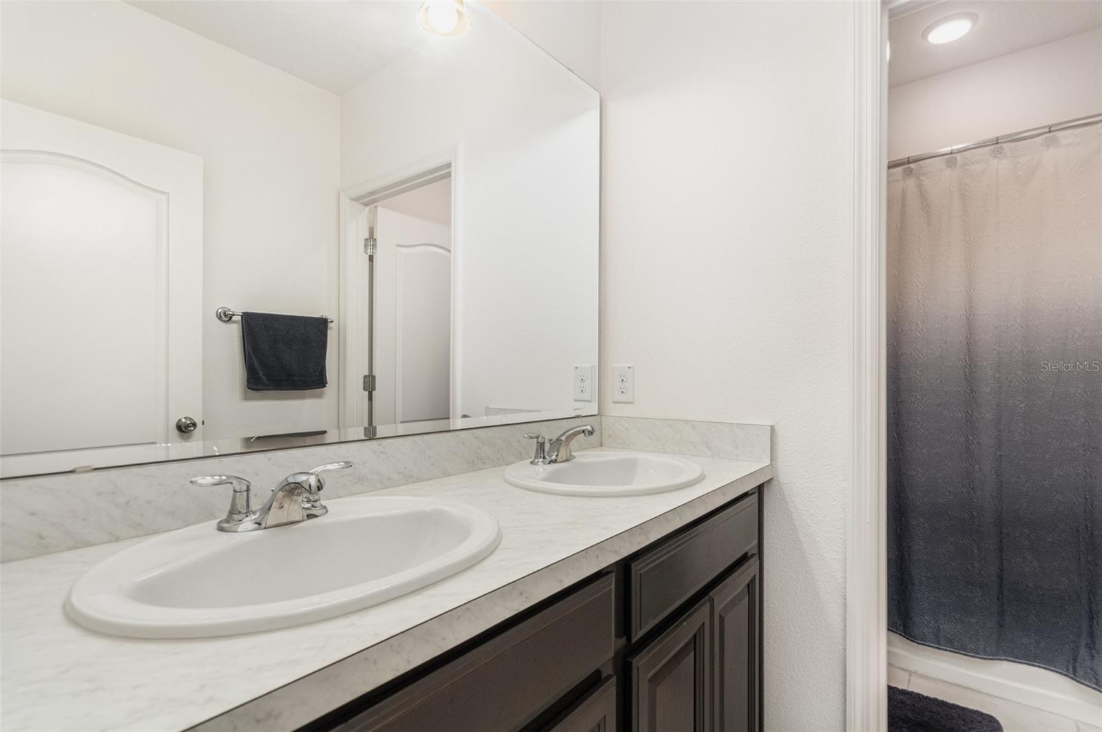 9495 OGLETHORPE DR, GROVELAND, FL, 34736