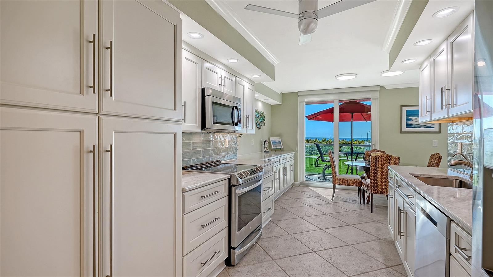 2425 GULF OF MEXICO DR #1E, LONGBOAT KEY, FL, 34228