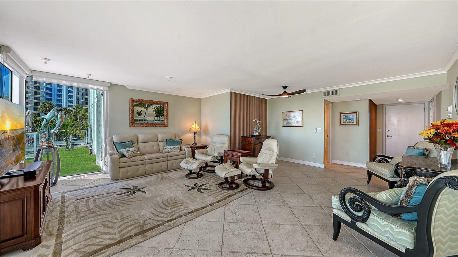 2425 GULF OF MEXICO DR #1E, LONGBOAT KEY, FL, 34228