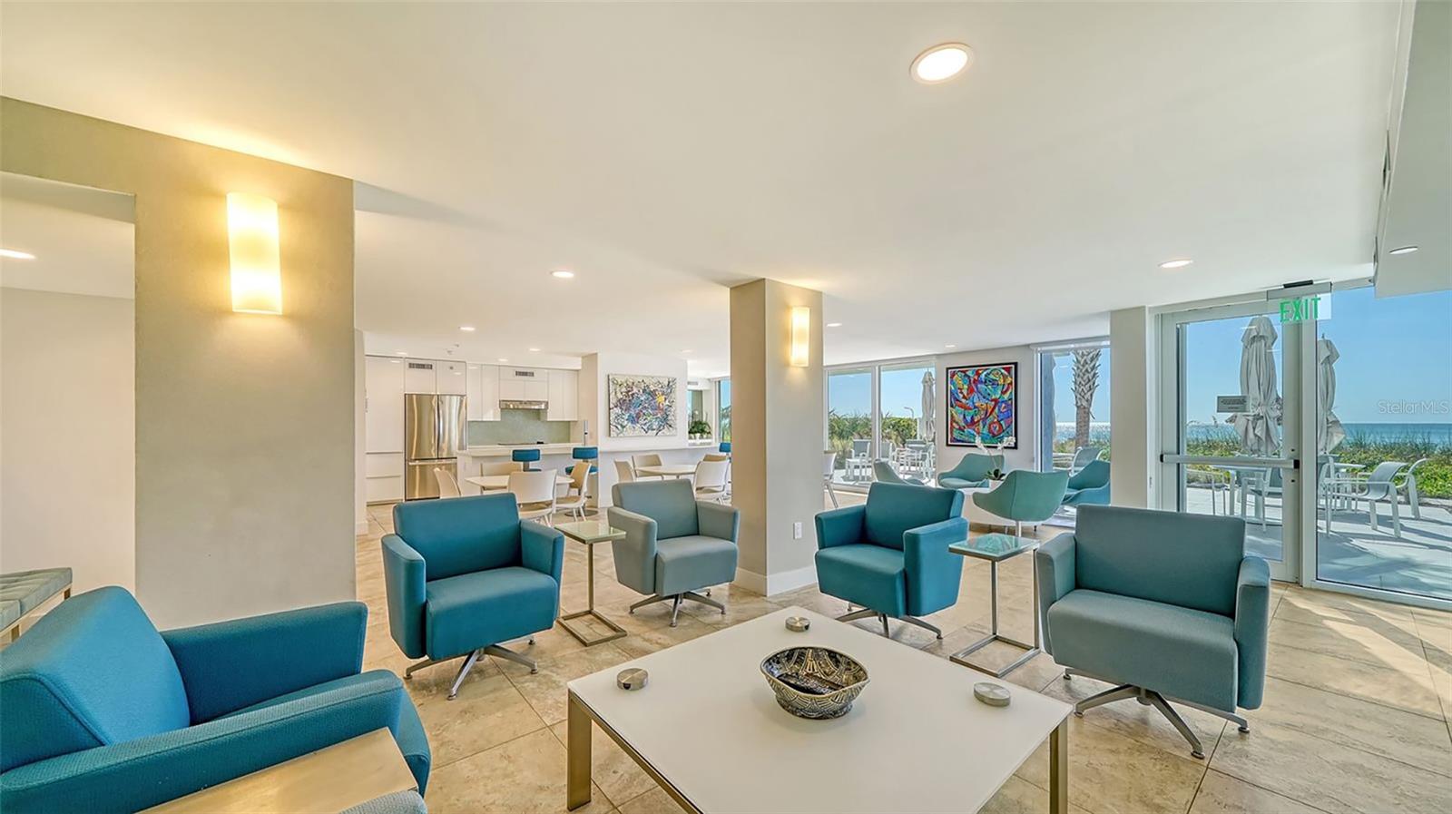 2425 GULF OF MEXICO DR #1E, LONGBOAT KEY, FL, 34228