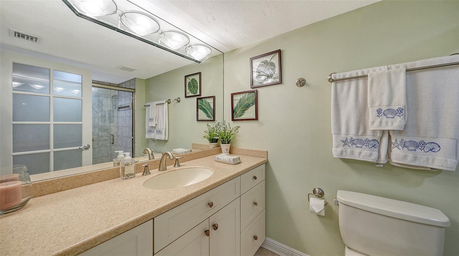 2425 GULF OF MEXICO DR #1E, LONGBOAT KEY, FL, 34228