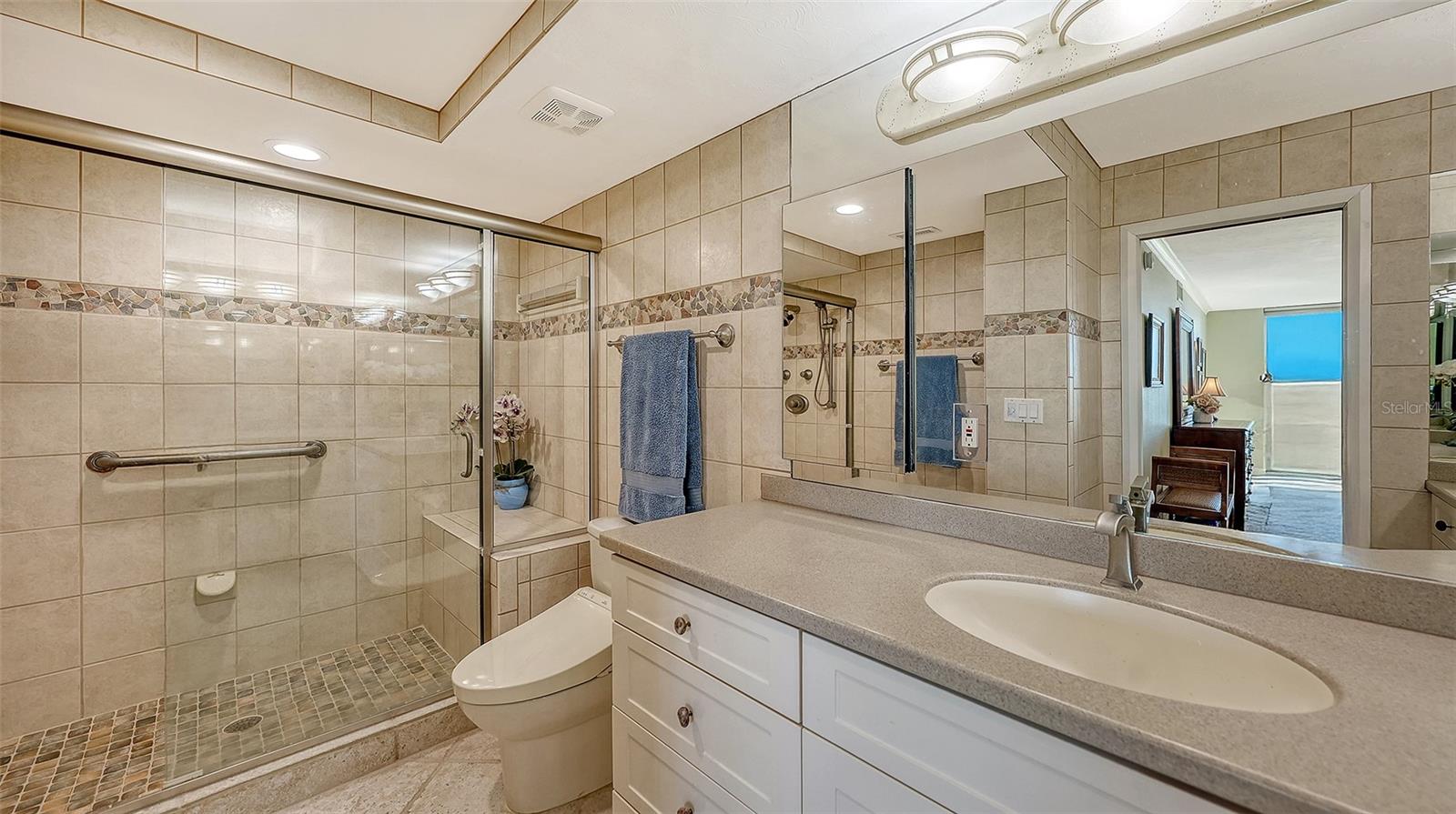 2425 GULF OF MEXICO DR #1E, LONGBOAT KEY, FL, 34228