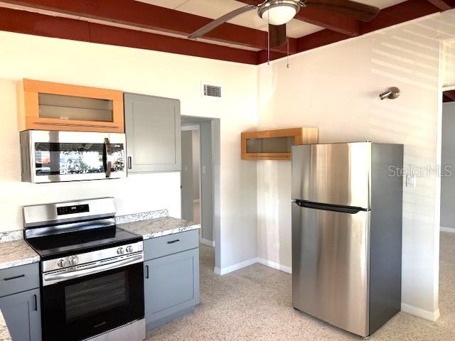 406 COUNTRY CLUB DR, OLDSMAR, FL, 34677